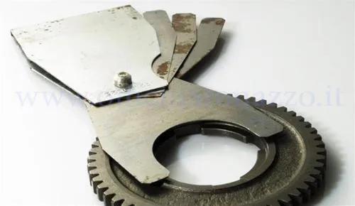 Spessimetro SIP in acciaio inox per il gioco assiale del cambio Vespa, con lame da 0,05, 0,10, 0,20 e 0,40 mm. Utile per scegliere lo spallamento corretto.