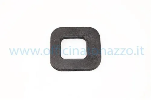 Tampone inferiore in gomma quadrato per pedale freno Vespa. Versione PG1960 distinta dal tampone tondo PG1950.