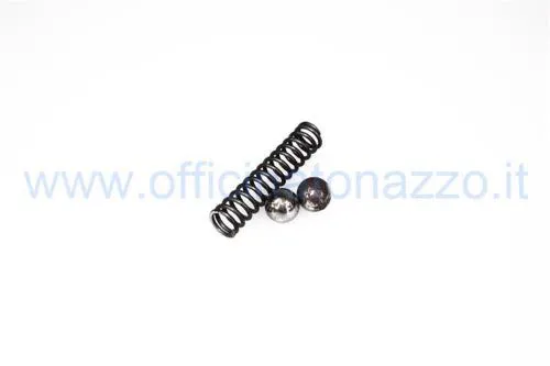 Kit F.A. Italia 28571 con molla rinforzata e sfere calibrate per crociera cambio Vespa 50, 90, Primavera, ET3, PK 50-125 e Ape 50 compatibili.