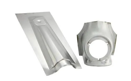 Copristerzo completo in metallo da saldare per Vespa GTR, TS, Sprint, Sprint Veloce e Rally, predisposto per stemma esagonale.