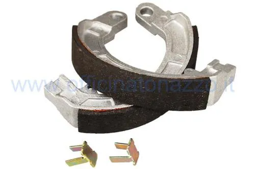 Ganasce originali Piaggio 267764 da 150x24 mm per freno anteriore Vespa GT, TS, Sprint, GS, SS e Rally con tamburo da 150 mm e singolo fulcro.