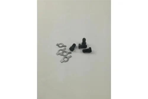 Kit con 4 bulloncini da 6 mm, testa per chiave da 8 e rondelle di fermo per ventola volano Vespa 125 e 150 d'epoca compatibili.