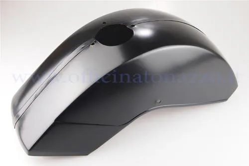 Parafango anteriore Olympia 1215876 in metallo con saldatura centrale per Vespa PK 50 e PK 125 prima serie compatibili.