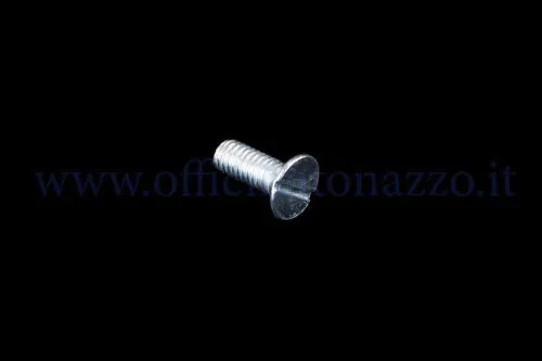 Vite PM5000 per il fissaggio della base della scatola carburatore SI Vespa. Non confondere con le viti del filtro aria o del coperchio.