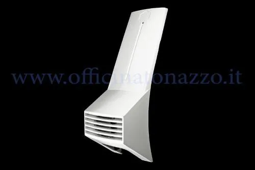 Copristerzo grezzo per Vespa PK 50 S e PK 125 S prima serie. Ricambio da preparare e verniciare, con fissaggi da confrontare prima del montaggio.