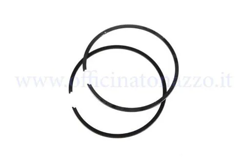 Due fasce Pinasco 25173424 Ø55,0×1,3 mm per pistoni dei kit 102 cc Vespa Smallframe in ghisa e alluminio. Profilo rettangolare.