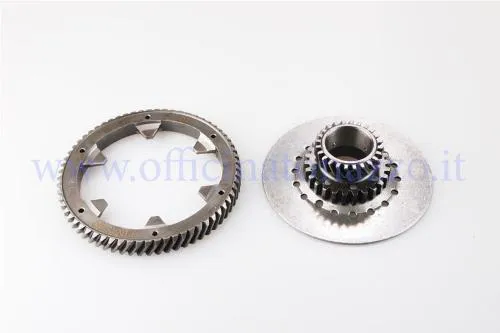 Primaria Pinasco Z 24-65 (Ratio 2.70) denti elecoidali con pignone Ø107 (7 molle) completo di parastrappi per Vespa 200