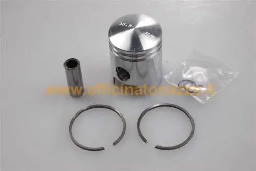 Pistone completo Olympia 71623PT38.8 Ø38,8 mm per gruppi termici Vespa 50 a tre travasi compatibili, con due fasce e spinotto Ø12 mm.