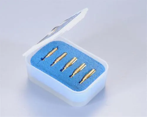 Kit Polini 372.0004 con cinque getti minimo 42, 45, 48, 50 e 52 per carburatori Keihin/PWK compatibili. GTIN 8054705093852.