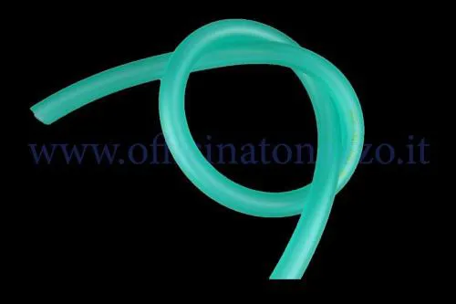 Tubo benzina verde 6x15 mm per Vespa Largeframe, venduto al metro. Per raccordi da 6 mm e posa su misura senza pieghe o schiacciamenti.