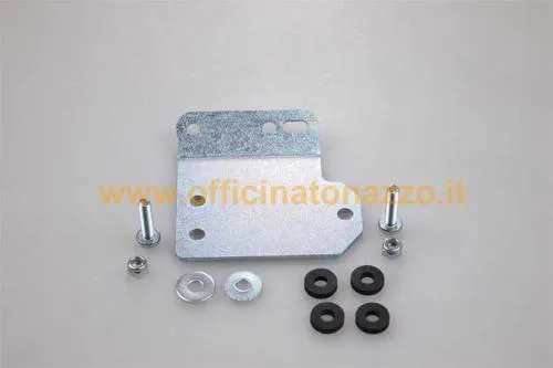 Staffa Pinasco 25351017 completa di minuteria per accensione Flytech Vespa Smallframe. Componenti elettrici esclusi; verificare disposizione e cablaggio.