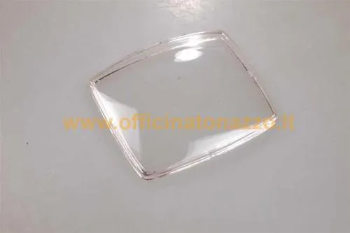 Lente trasparente in plexiglas 010GLASSPL170 per contachilometri Vespa 50 Special. Confrontare profilo, cornice e sede prima del montaggio.