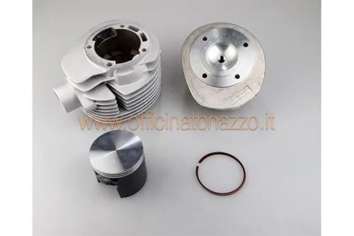 Quattrini M-244 per Vespa 200 Largeframe: alluminio Nikasil Ø72 mm, corsa 60 mm, biella speciale da almeno 126 mm e pistone bifascia.