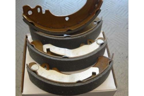 Ganasce freno posteriore RMS per Ape 50 FL - FL2 - FL3 - P - RST - TM P