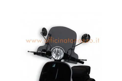 Cupolino Malossi Sport Screen fumè chiaro in PMMA, 507x440 mm e spessore 3 mm, per Vespa PX e LML Star compatibili.