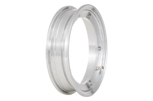Cerchio SIP Tubeless 2.0 in alluminio lucidato: 2.10x10, ET 5,5 mm, PCD 5/220, foro 202 mm, valvola premontata e KBA 51612.