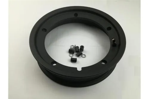 Cerchio SIP Tubeless 2.0 nero opaco 2.10x10 per Vespa: ET 5,5 mm, PCD 5/220 mm, foro 202 mm, valvola premontata e KBA 51612.