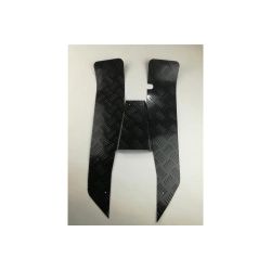 Set pedane SIP 50213000 in alluminio nero mandorlato, tre pezzi precurvati per Vespa 50, Primavera ed ET3 compatibili.