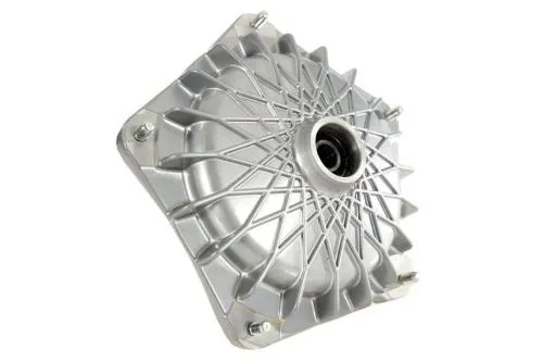 Tamburo anteriore Grimeca 39041000 argento con disegno a rete e sede asse Ø20 mm per freni a disco NT Vespa compatibili.