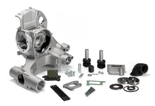 Carter Malossi VR-One 5717230 per Vespa PX E 200 2T: aspirazione lamellare, predisposizione Elestart, collettore orientabile e cuscinetti inclusi.