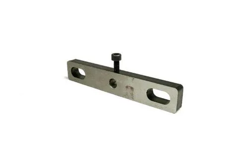Supporto universale BGM ORIGINAL BGM8805 in acciaio per comparatore: interasse prigionieri 75-96 mm, foro Ø8 mm e lunghezza 117,5 mm.