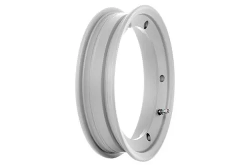 Cerchio SIP 81067100 tubeless 2.10x10 argento: ET 5,5 mm, PCD 5/220, foro centrale 202 mm e KBA 51612 per Vespa 10 pollici.