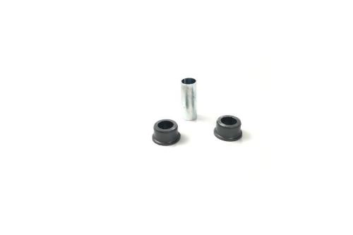 Kit bussola e distanziale per l'albero pedaliera Piaggio Ciao. Ripristina guida e spaziatura dell'asse; confrontare le parti rimosse.