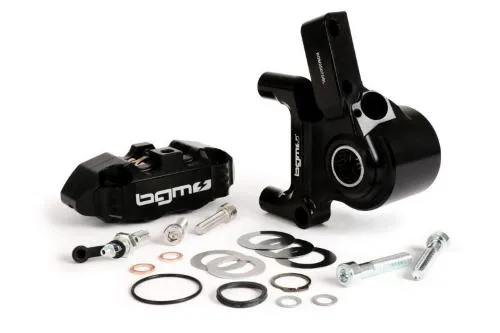 Kit BGM PRO BGM2506KTGB nero con pinza radiale 4 pistoncini e adattatore CNC Ø20 mm per Vespa PX Disc e impianti Grimeca compatibili.