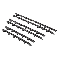 Kit listelli pedana originale Piaggio 673623 nero per Vespa Primavera e Sprint 50-150, ricambio sagomato per il pianale dei modelli compatibili.