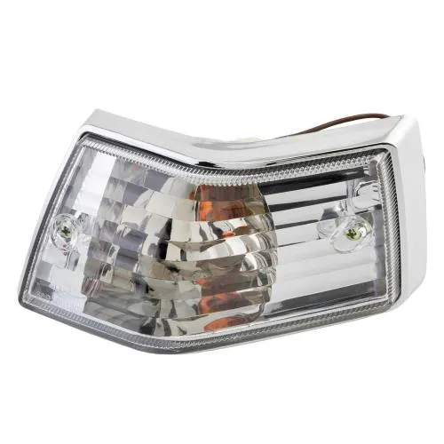 Freccia posteriore sinistra LML SF284-0183 con lente trasparente, corpo cromato, lampadine incluse e omologazione E. Guarnizione esclusa.