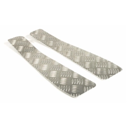Pedana di ricambio ODF DF002 con motivo a scacchi per scooter Benelli 491 compatibili. Pannello poggiapiedi sagomato per sostituzione estetica.