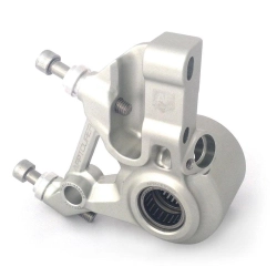 Supporto pinza AF Parts 39061200 in alluminio CNC grigio, per impianti Grimeca Classic/NT/PX '98-MY con asse 20 mm e pinza radiale 82 mm.