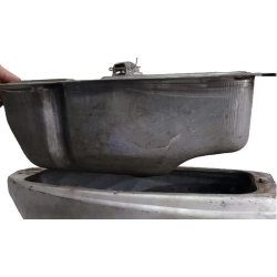 Serbatoio benzina XL Premium Quality 31017010 in metallo oliato da 7,5 litri per Vespa Smallframe 50-125, Primavera ed ET3.