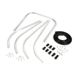 Kit BGM Original con bordo scudo argento in plastica e strisce pedana per Vespa PK S, PK S Lusso, PK SS e PK ETS compatibili.