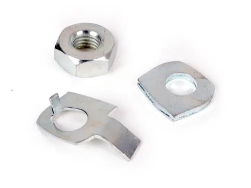 Set BGM ORIGINAL BGM6503NKT con dado per fissaggio asse albero ausiliario di Vespa PX 125-200, T5 e Cosa. Controllare filetto e asse installato.