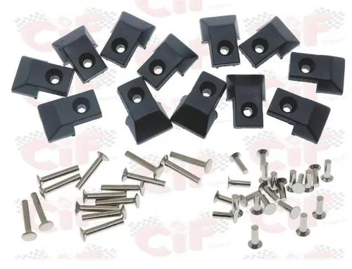 Kit CIF C00158 con puntalini a foro passante e ribattini per strisce pedana Vespa PX, PE e PX Arcobaleno 125, 150 e 200.