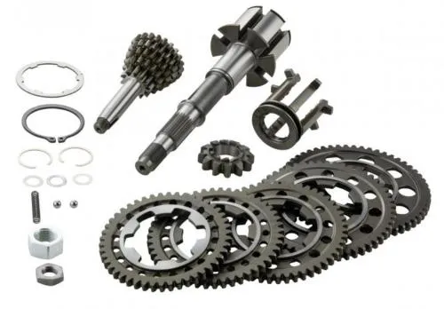 Kit cambio VMC 3610 a 5 marce per Vespa 50, Special, Primavera, ET3 e PK: asse rinforzato, cluster dedicato e crociera a 6 bracci.