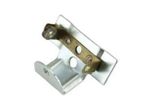 Portalampada per fanale posteriore Vespa 50 prima serie V5A1T 1963-1964. Verificare corpo fanale, contatti e lampada prima del montaggio.
