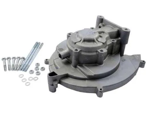 Carter motore standard per Piaggio Ciao, Bravo, Si e Boxer con accensione a puntine. Verificare sigla motore, sedi e componenti prima del montaggio.