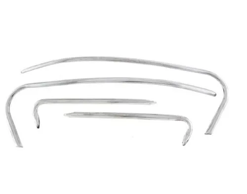 Set quattro fregi SIP 75434000 in alluminio opaco per cofano e parafango Vespa 160 GS VSB1. Ricambio compatibile con riferimento Piaggio 93338.