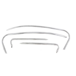 Set quattro fregi SIP 75434000 in alluminio opaco per cofano e parafango Vespa 160 GS VSB1. Ricambio compatibile con riferimento Piaggio 93338.