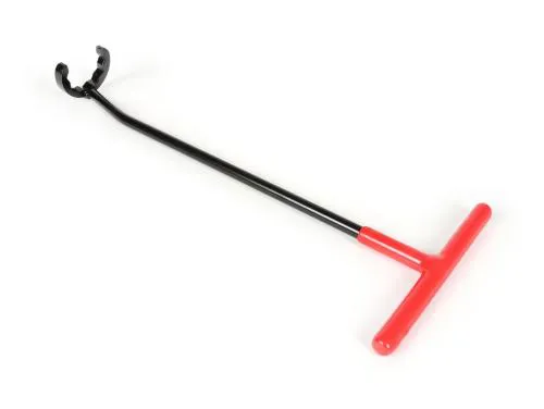 Chiave rubinetto benzina BGM PRO BGM3035 a profilo multiplo da 32 mm, sagomata per serbatoi Vespa con apertura di rifornimento maggiore di 35 mm.