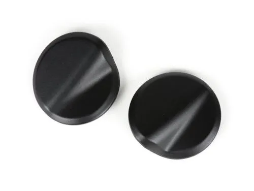Coppia tappi BGM PRO BGM4591KTMB nero opaco 099/C, sagomati per chiudere a scatto i fori specchietto di Vespa GTS e GTS HPE compatibili.