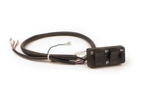Devioluci BGM PRO a 9 cavi per specifici impianti Vespa PK S Lusso, PK XL e PX Lusso 1984-1998 senza batteria, dotati di raddrizzatore per il clacson e pulsante normalmente aperto.