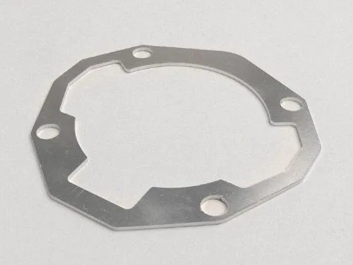Distanziale base BGM ORIGINAL 3820038 da 1,5 mm per Malossi 139/166 cc su Vespa PX 80, 125 e 150. Verificare le quote di montaggio.