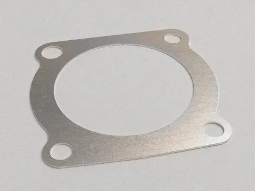 Distanziale BGM ORIGINAL WS5164 da 1,0 mm tra cilindro e testa per Vespa T5 125 con gruppo termico Malossi 172 cc compatibile. Controllare configurazione, quote e superfici prima del montaggio.