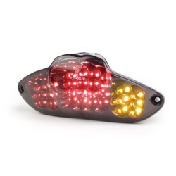 Fanale posteriore BGM ORIGINAL BGM5037YLN nero, con gemma liscia, LED e frecce integrate per Gilera Runner dal 2006 e DNA.