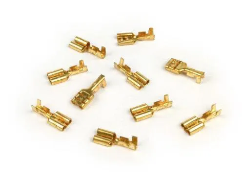 Dieci capicorda Faston femmina BGM Original 3330393 da 6,3 mm, per cavi 1,0-1,5 mm², tipo DIN 46340 in ottone non isolato.